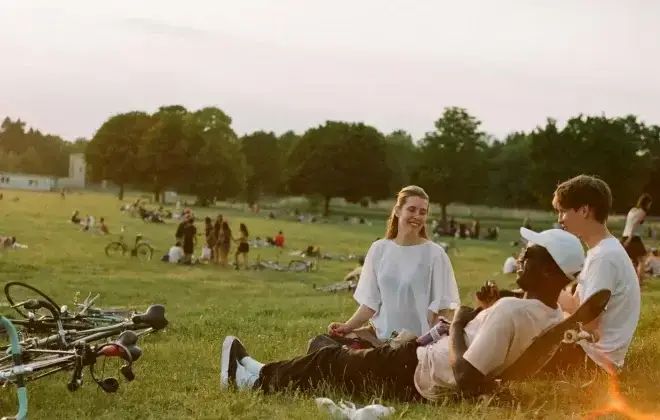 2B LOCAL - Real-Time Travel